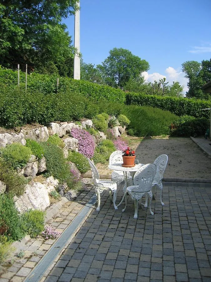 ***  La Chenaz Bed & Breakfast Cernex France